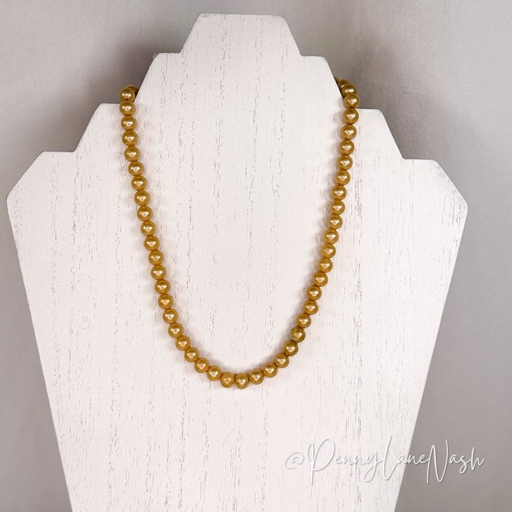 Vintage Cream Single Pearl Beaded Necklace - Picture 2 of 8